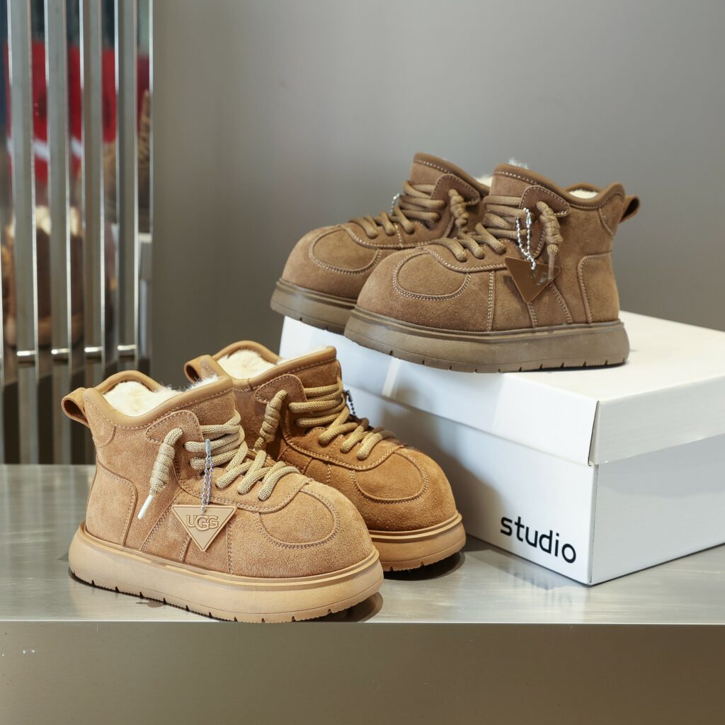 מגפיים UGG ילדים