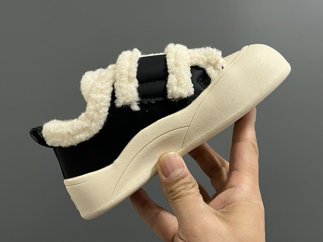 נעליים UGG ילדים – תמונה 8