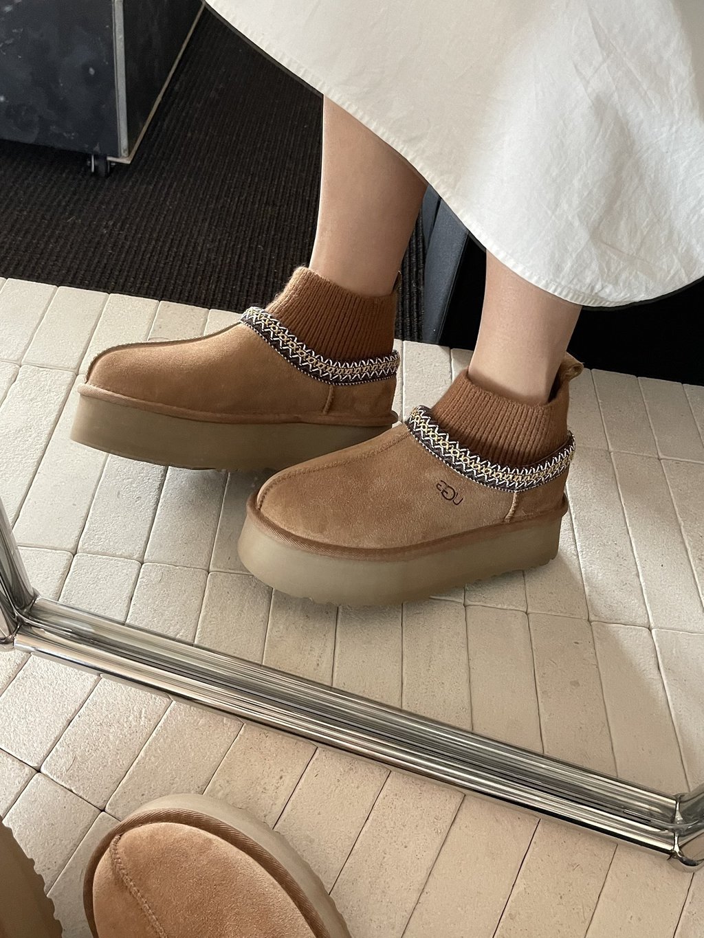 מגפיים גרב UGG – תמונה 7