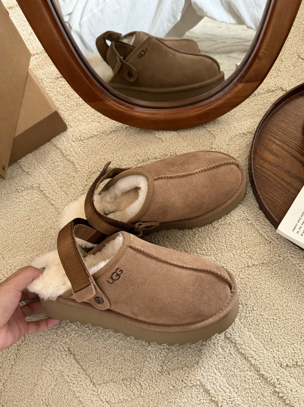 כפכפים UGG