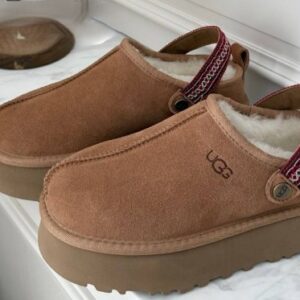 כפכפים  UGG