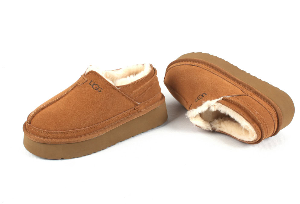 כפכפים UGG – תמונה 8