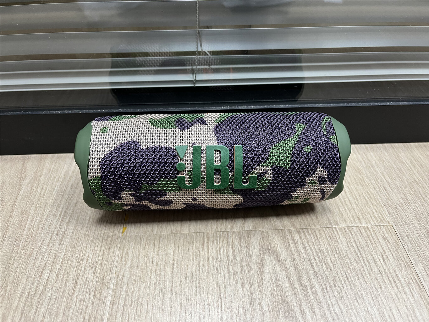 רמקול JBL אלחוטי נייד FLIP 7 – תמונה 8