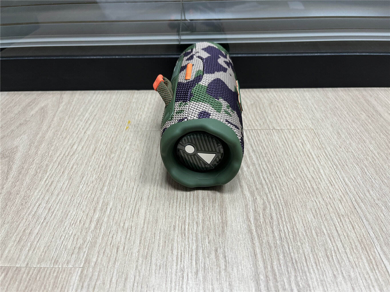 רמקול JBL אלחוטי נייד FLIP 7 – תמונה 5