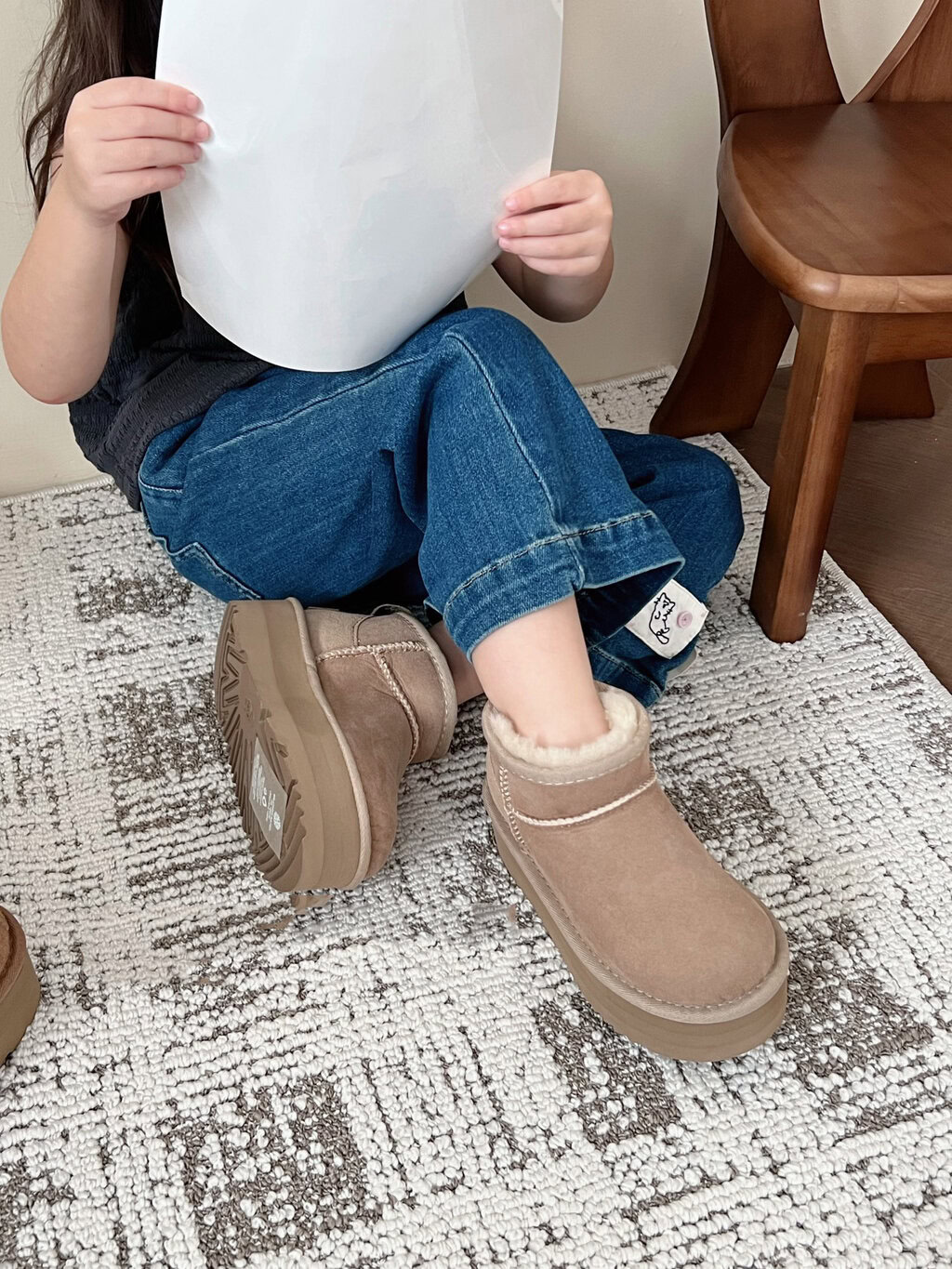 מגפיים פלטפורמה UGG ילדים – תמונה 11