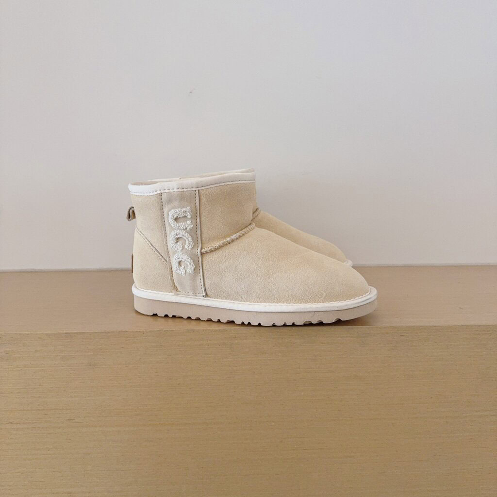 מגפונים UGG ילדים – תמונה 14