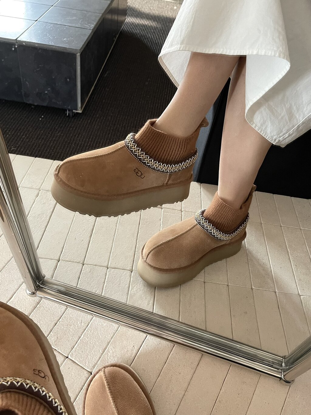 מגפיים גרב UGG – תמונה 13