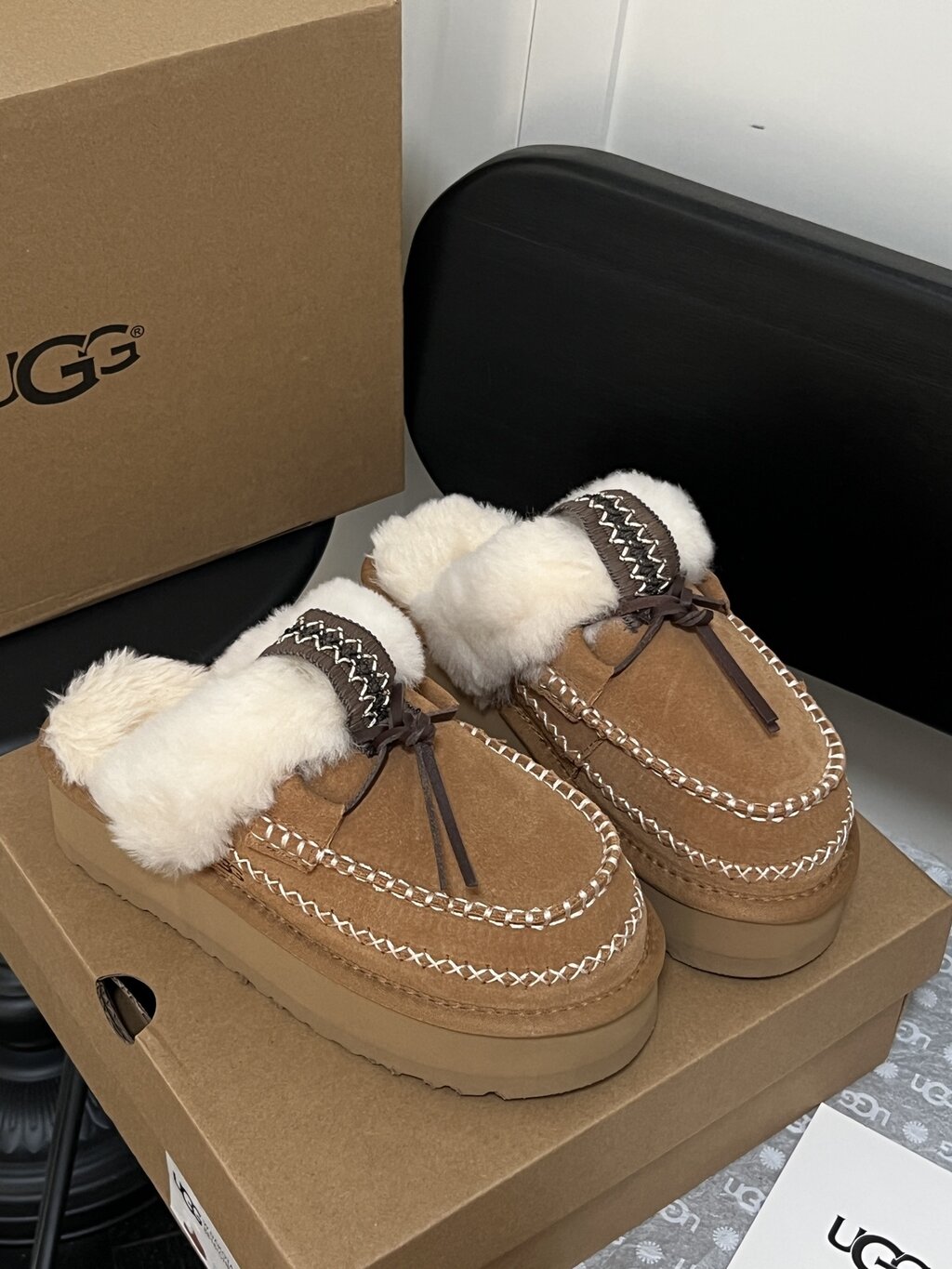 כפכפים UGG – תמונה 3