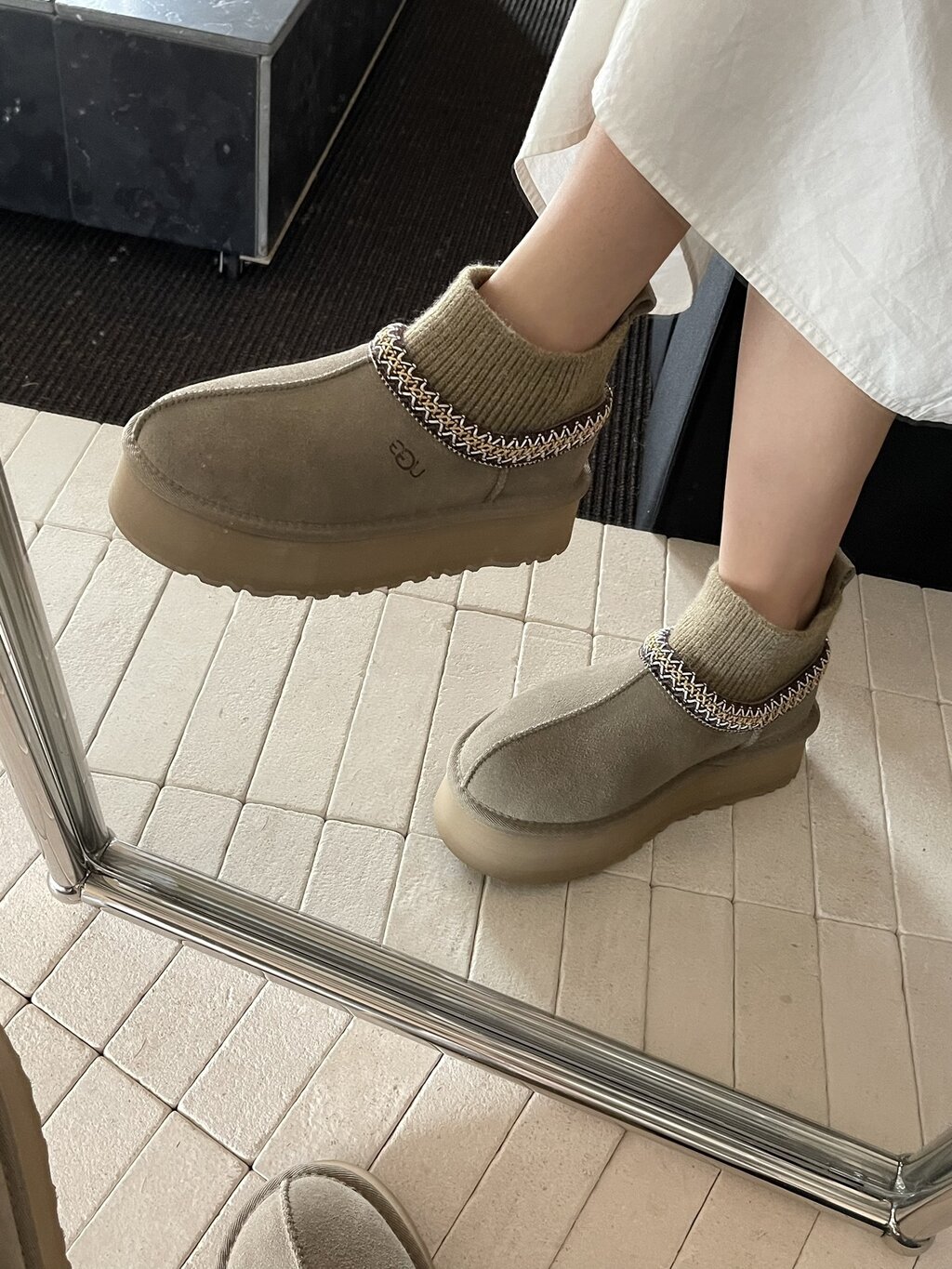 מגפיים גרב UGG – תמונה 10