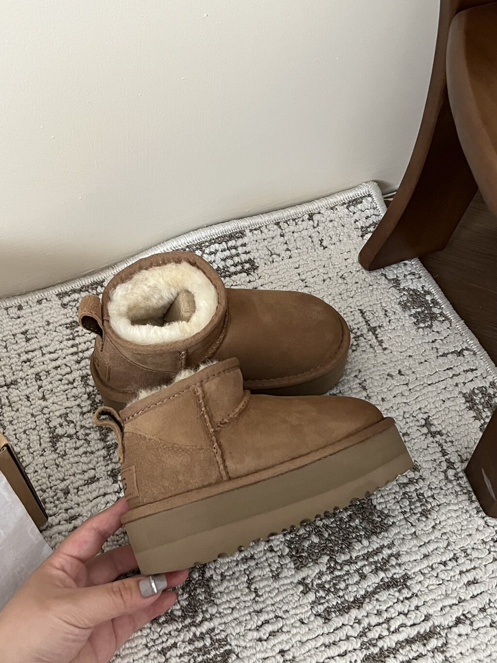 מגפיים פלטפורמה UGG ילדים – תמונה 7