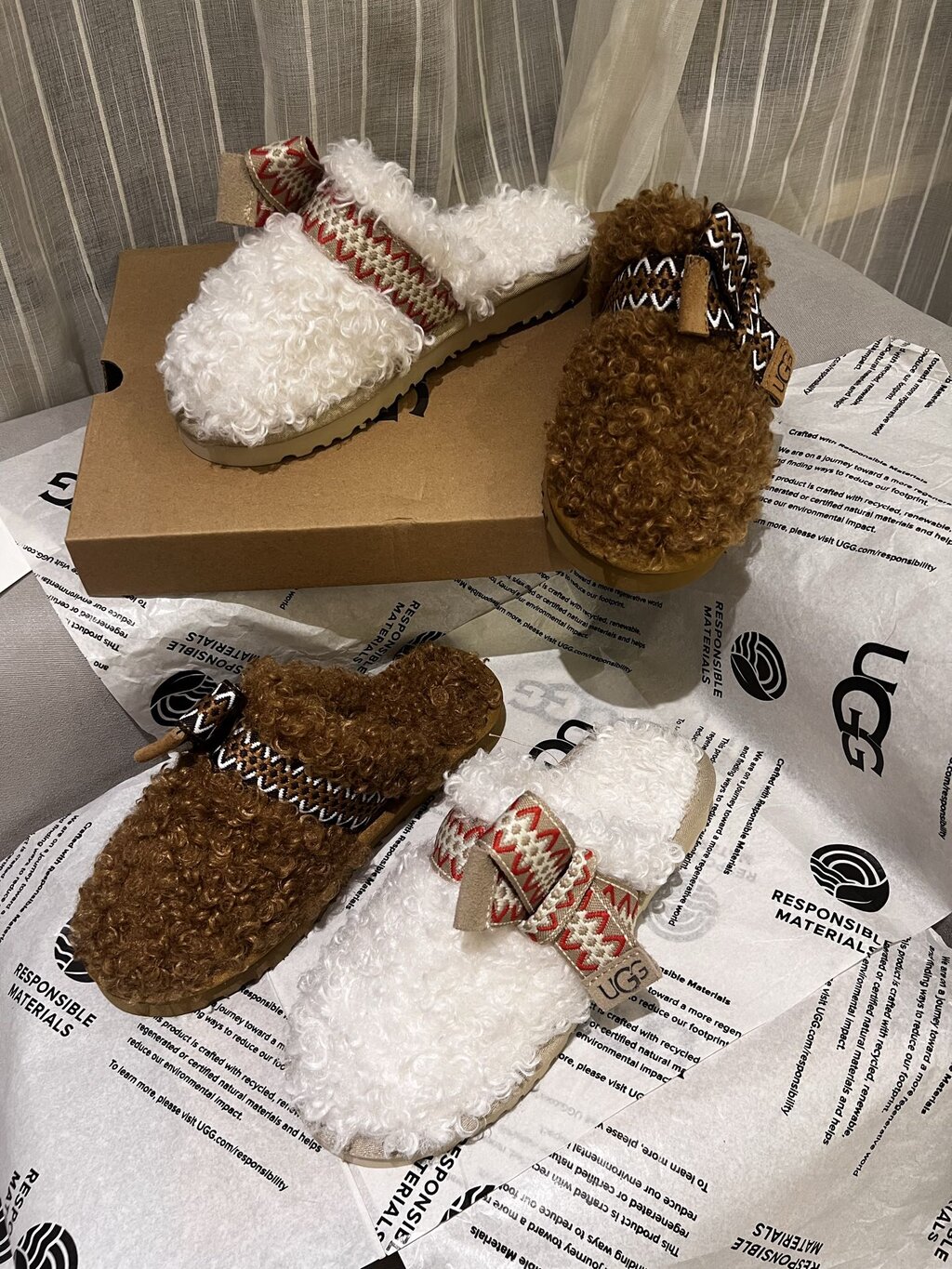 כפכפים UGG – תמונה 10