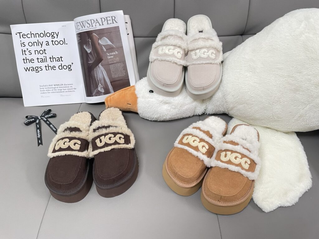 כפכפים UGG – תמונה 2