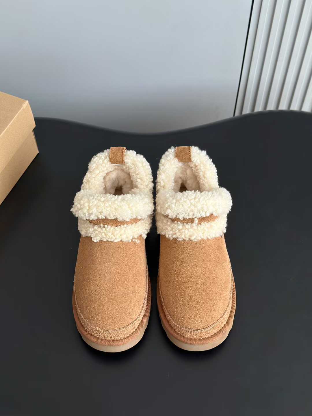 מגפיים UGG אולטרה מיני – תמונה 3