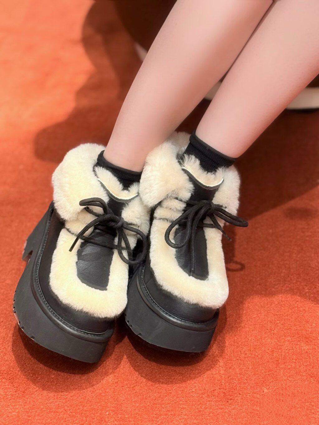 מגפיים UGG אסמי פלטפורמה – תמונה 13