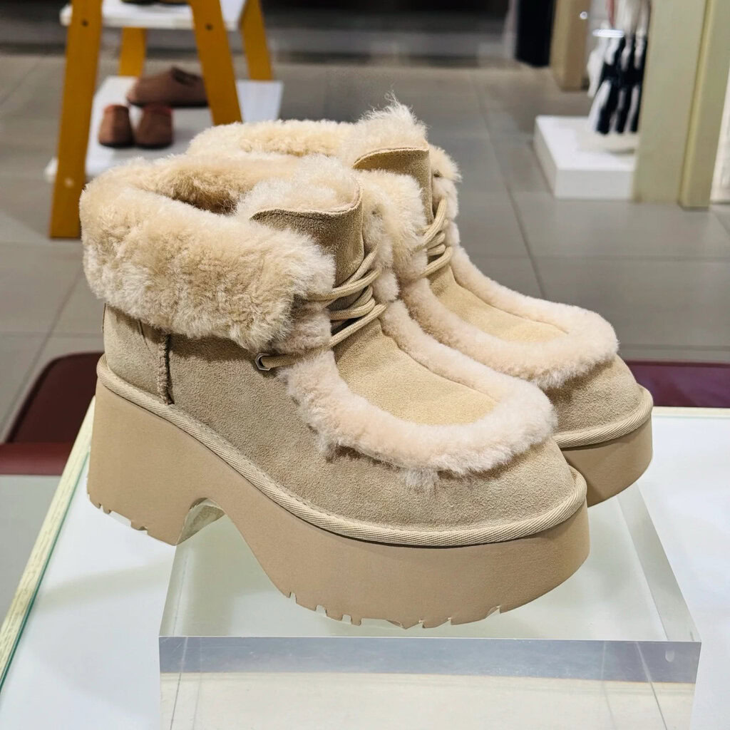 מגפיים UGG אסמי פלטפורמה – תמונה 10