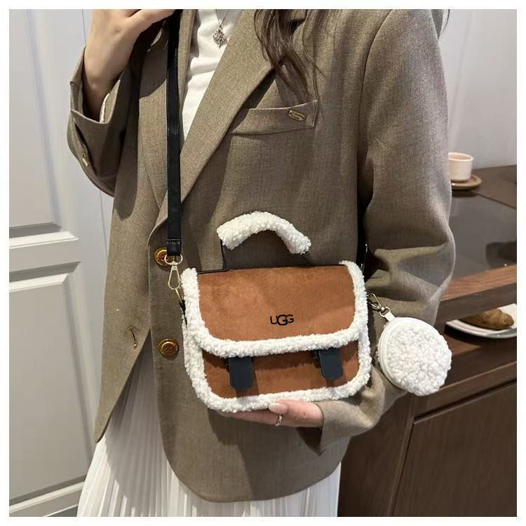 תיק חורפי UGG – תמונה 10