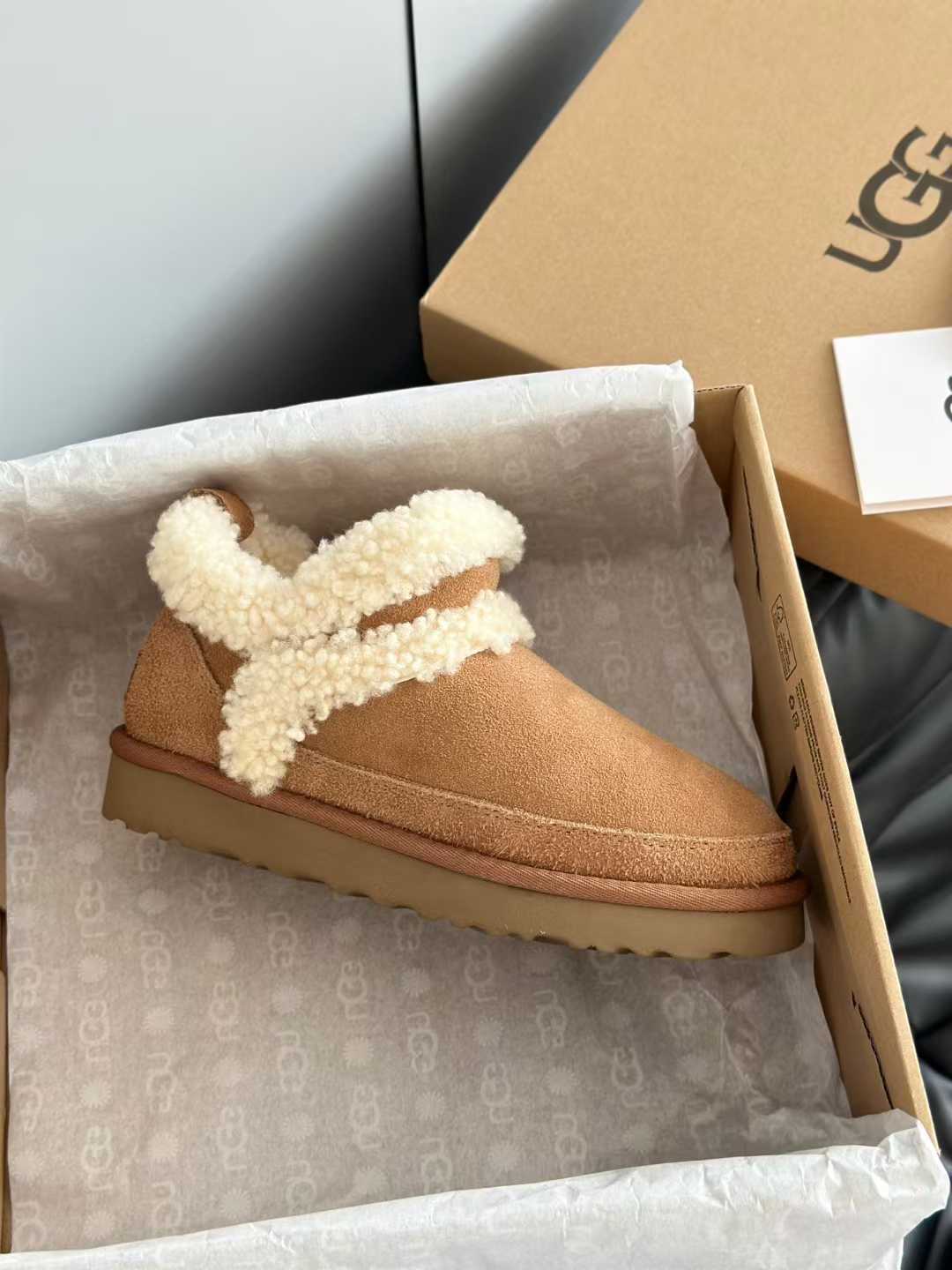 מגפיים UGG אולטרה מיני – תמונה 7