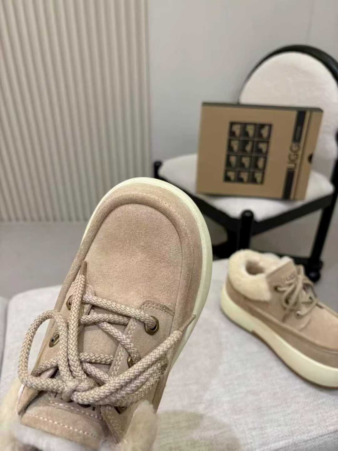 נעליים UGG – תמונה 12