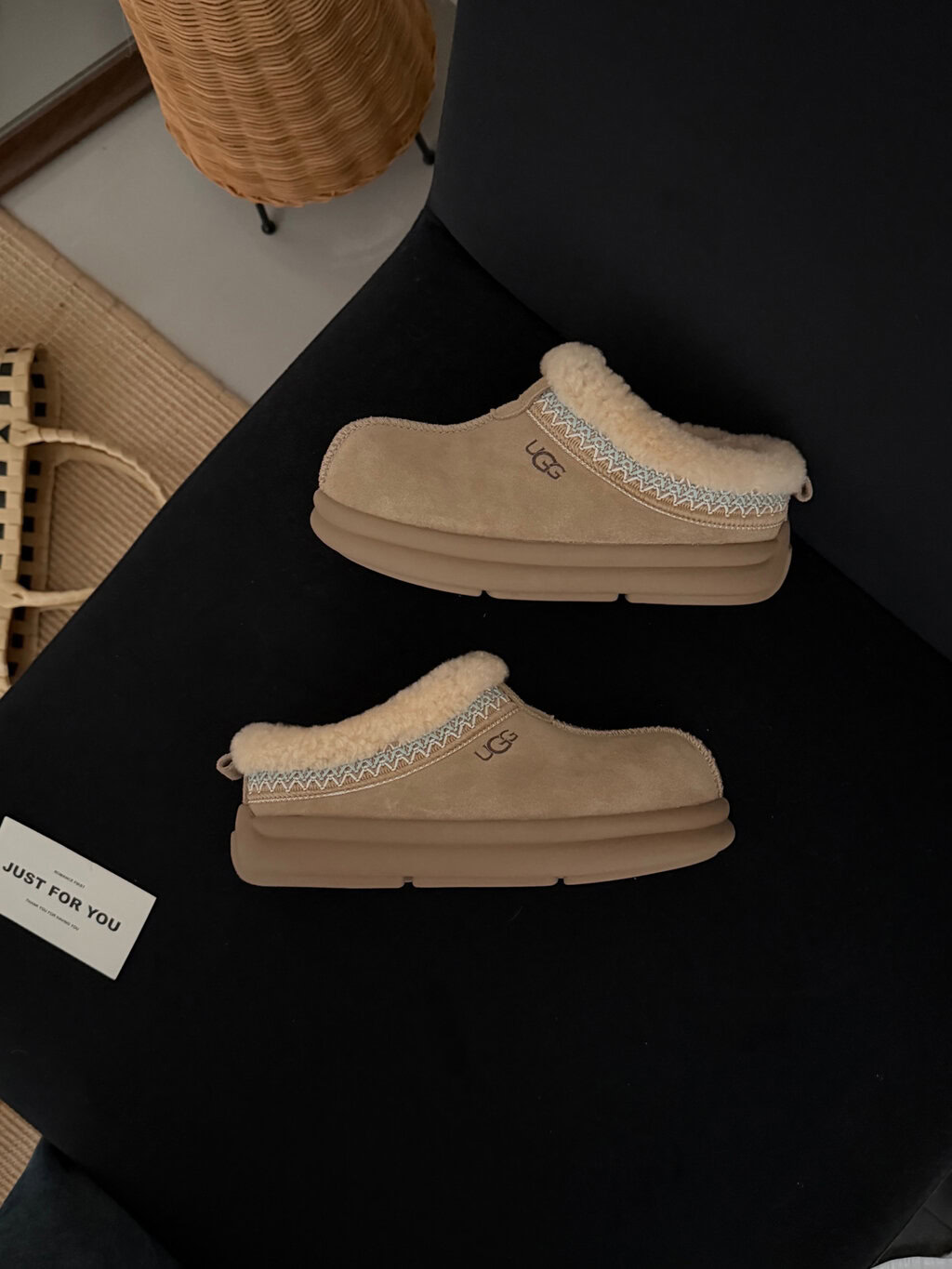 כפכפים UGG – תמונה 10
