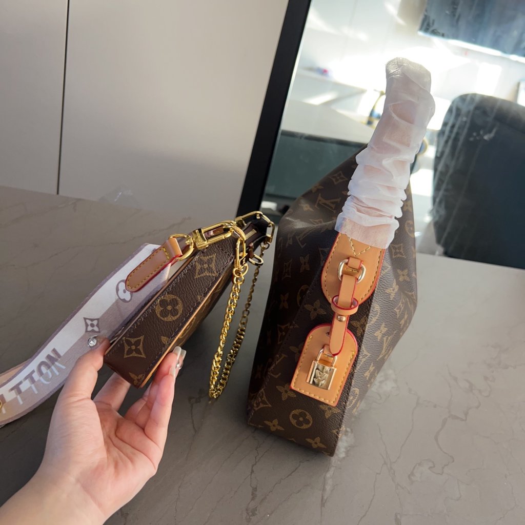 סט מונו לואי ויטון – תמונה 9