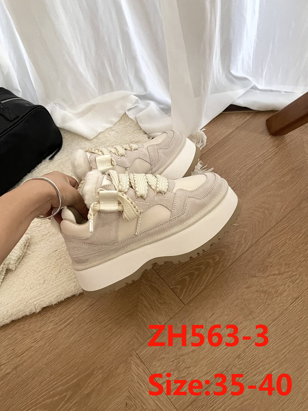 נעליים פלטפורמה UGG – תמונה 6