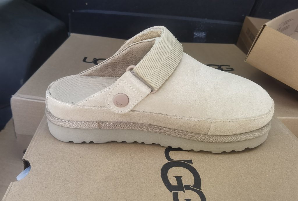 כפכפים UGG – תמונה 10