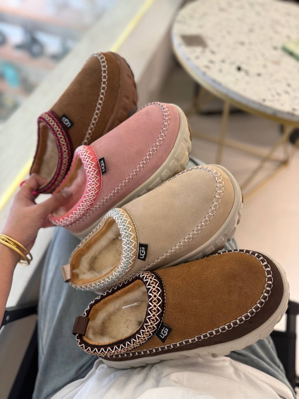 כפכפים ונצ’ר דייז UGG – תמונה 3