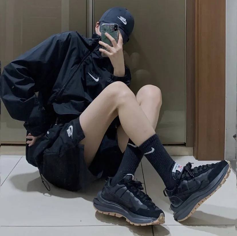 נייק X SACAI – תמונה 7