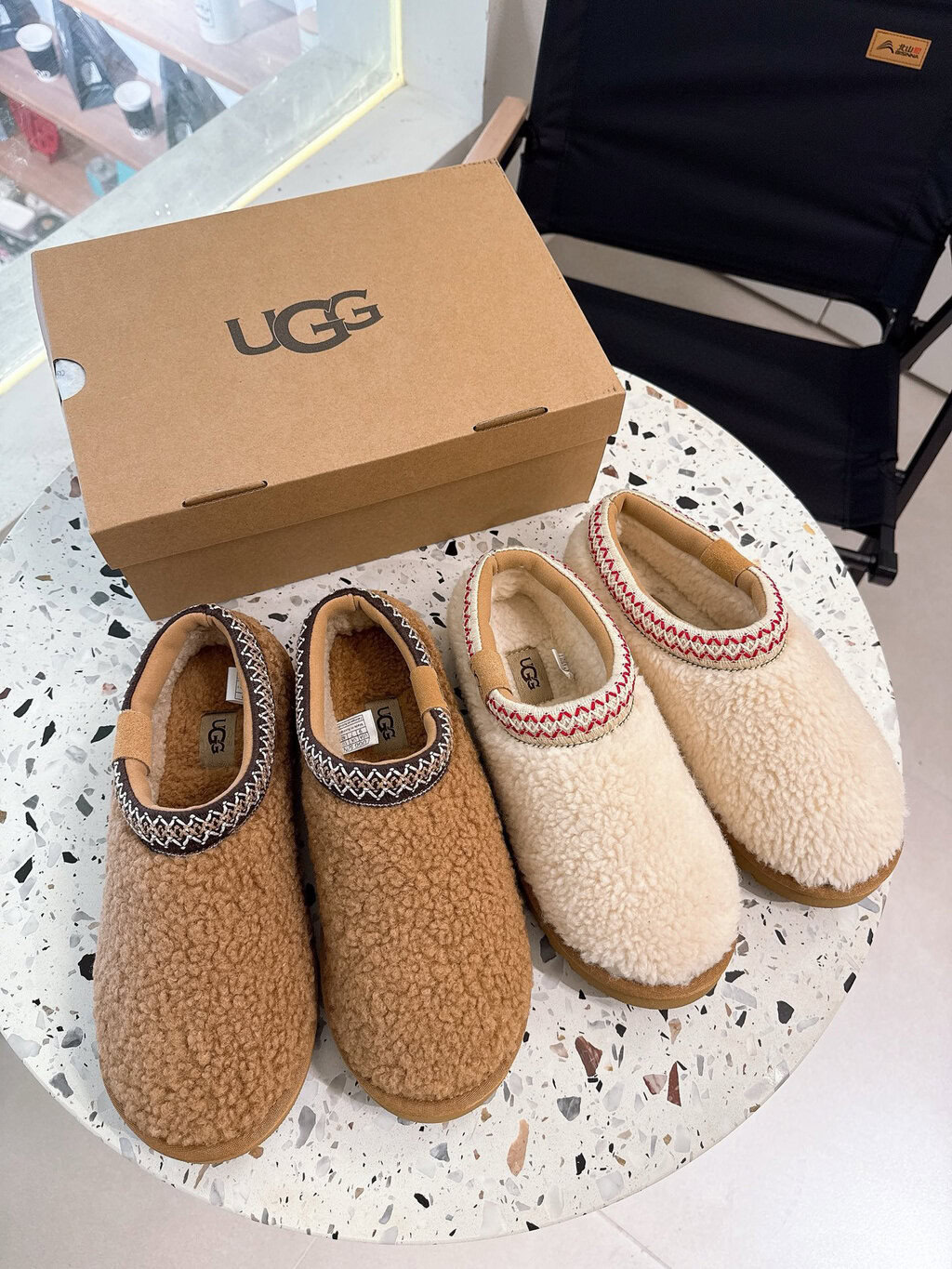 כפכפים UGG לו ולך – תמונה 7
