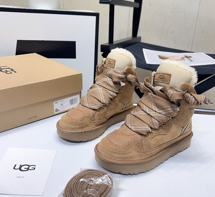 נעליים שרוכים UGG – תמונה 8