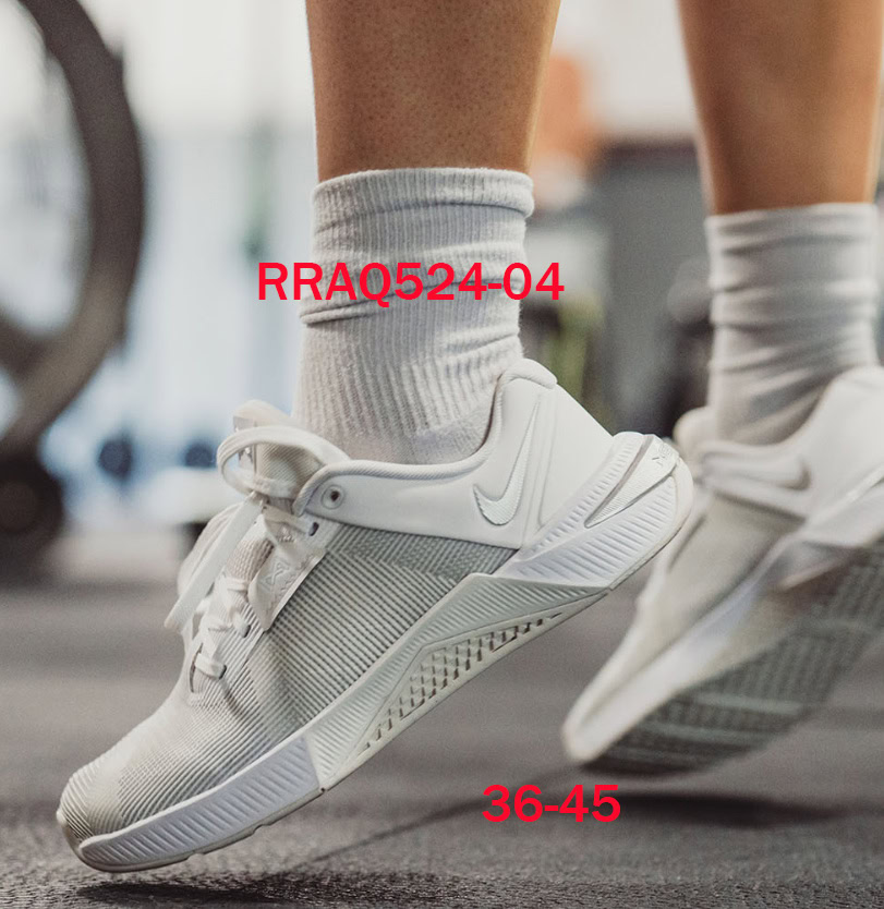 נעלי נייק METCON 10