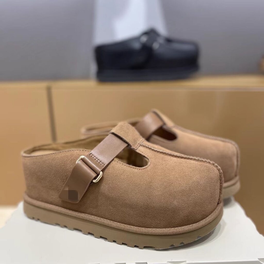 כפכפים UGG