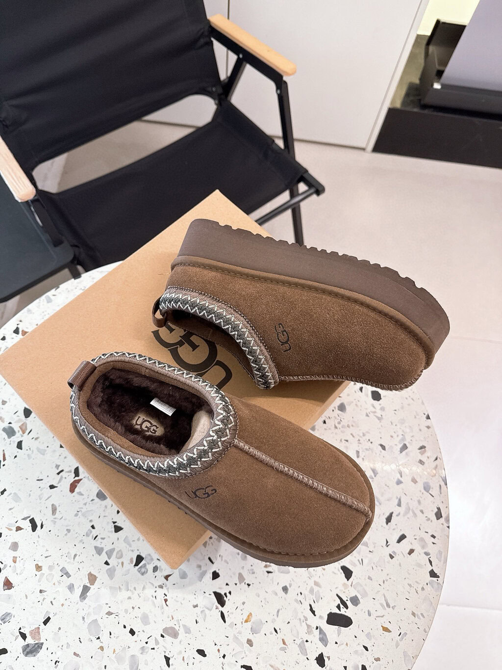 כפכפים UGG – תמונה 15