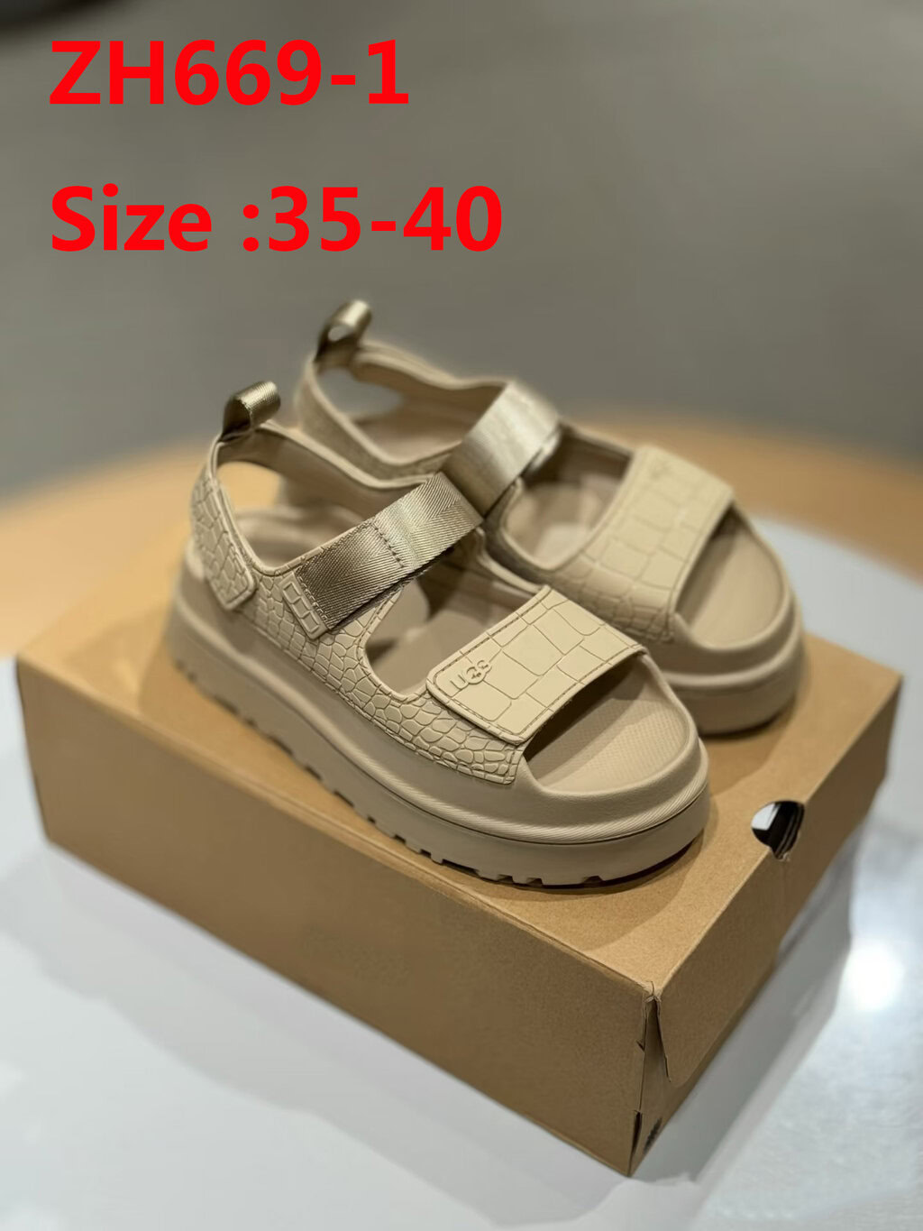 סנדלים פלטפורמה UGG – תמונה 3
