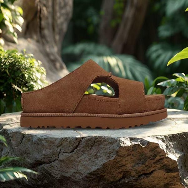 כפכפים וסנדלים UGG – תמונה 15