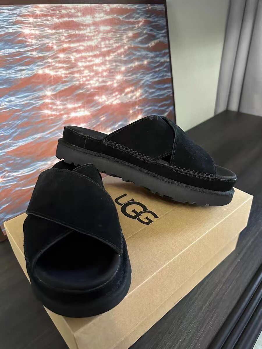 כפכפים UGG – תמונה 9
