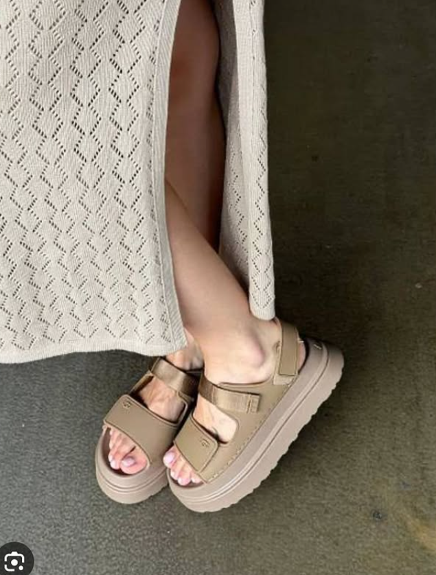 סנדלים UGG פלטפורמה – תמונה 9