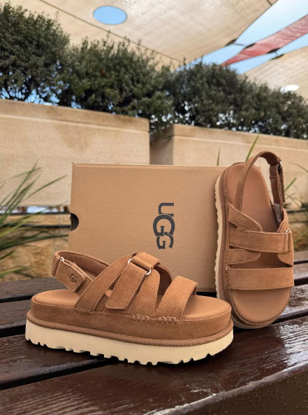 סנדלים UGG – תמונה 13