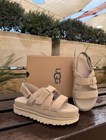סנדלים UGG – תמונה 12