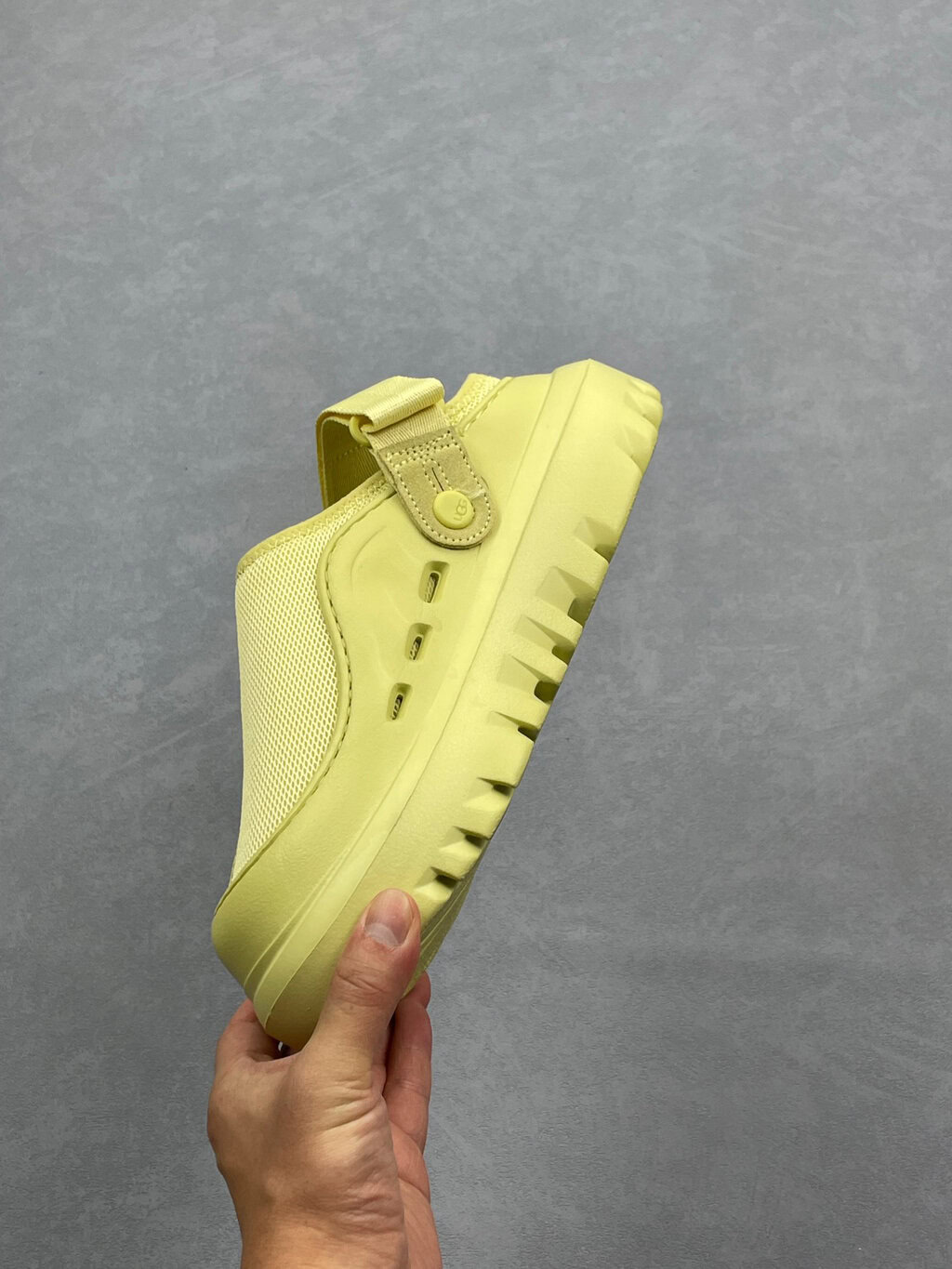 סנדלים UGG פיקמוד – תמונה 10
