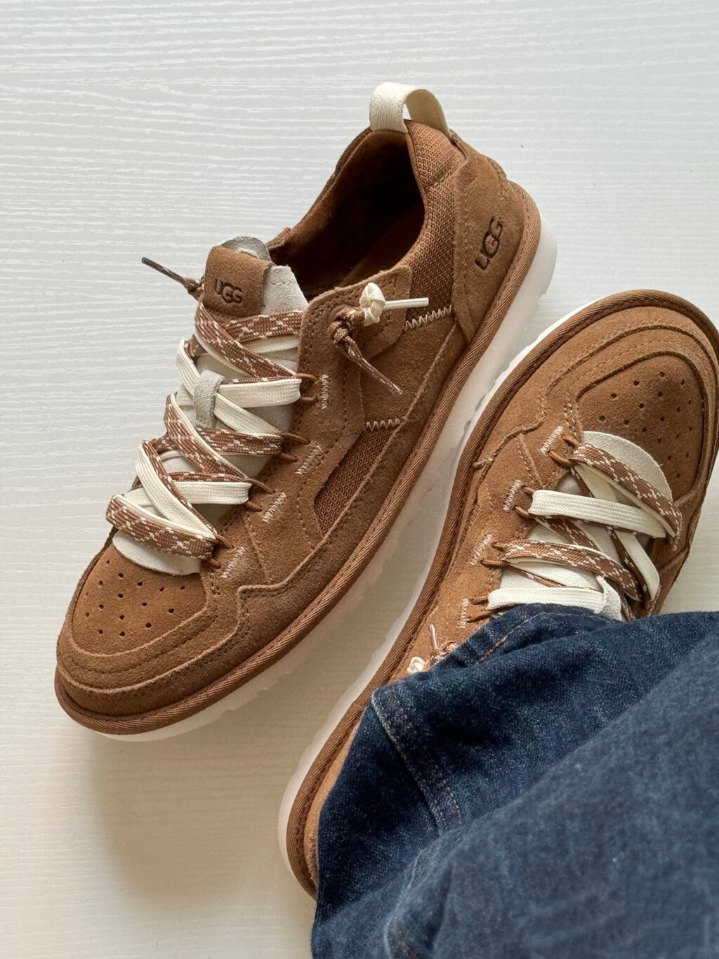 סניקרס UGG – תמונה 8