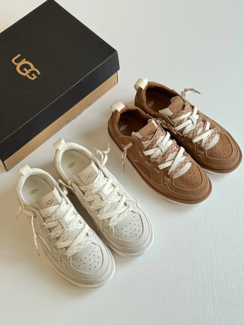 סניקרס UGG – תמונה 9