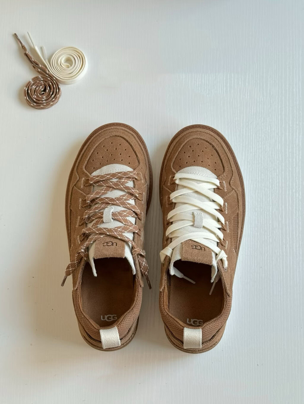 סניקרס UGG – תמונה 10