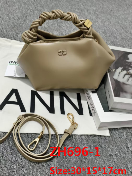 תיק GANNI – תמונה 4