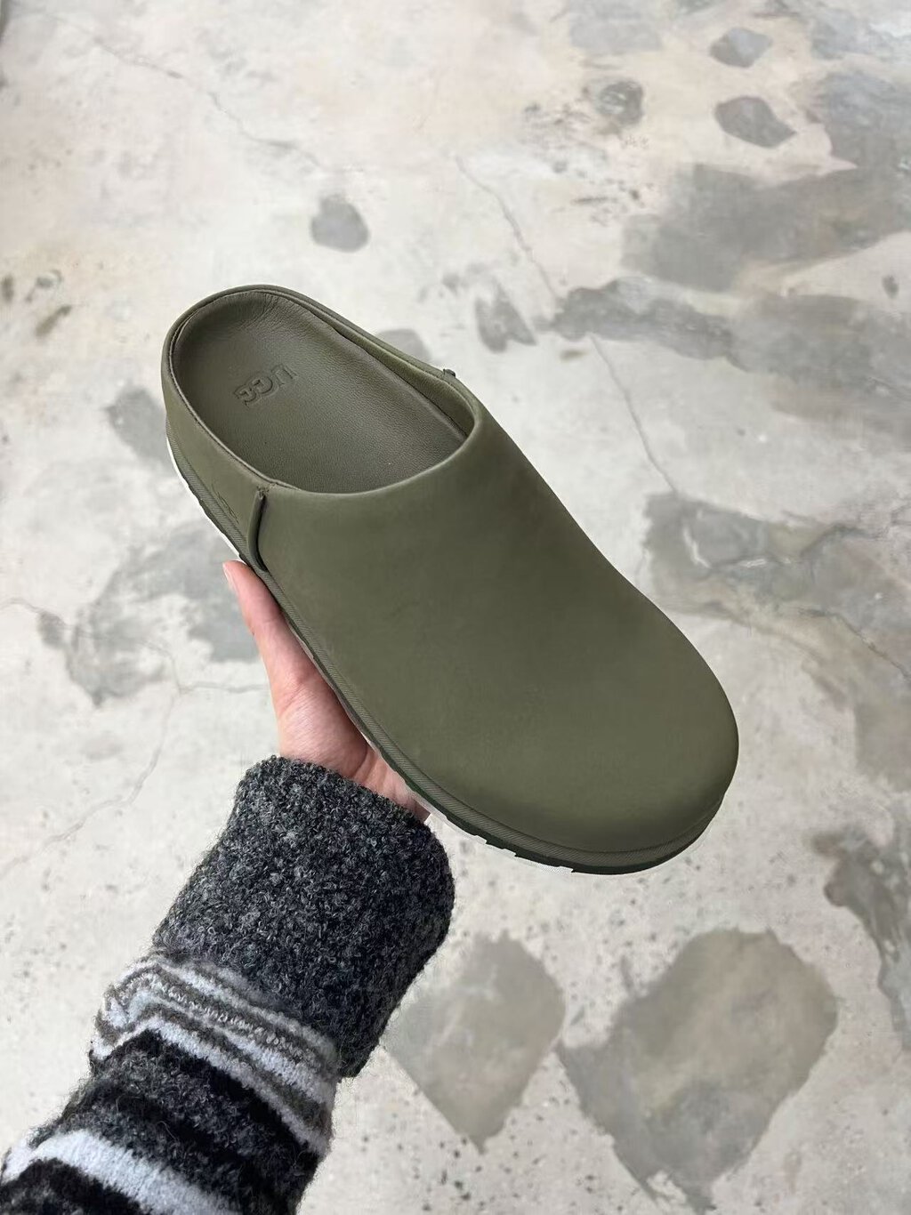 כפכפים UGG – תמונה 12