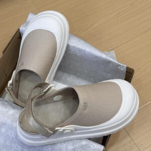 כפכפים UGG