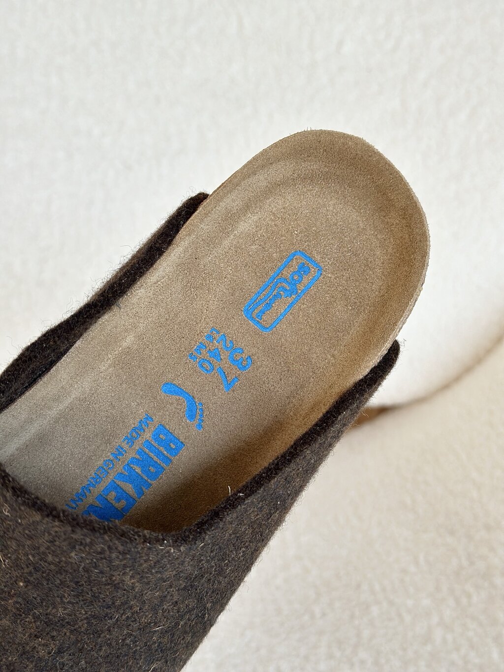 כפכפים בירקנשטוק לבד – תמונה 7