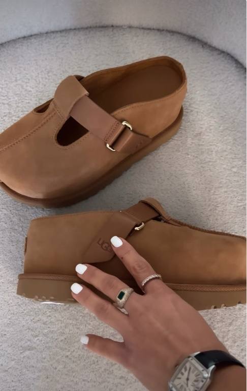 כפכפים פלטפורמה UGG – תמונה 10