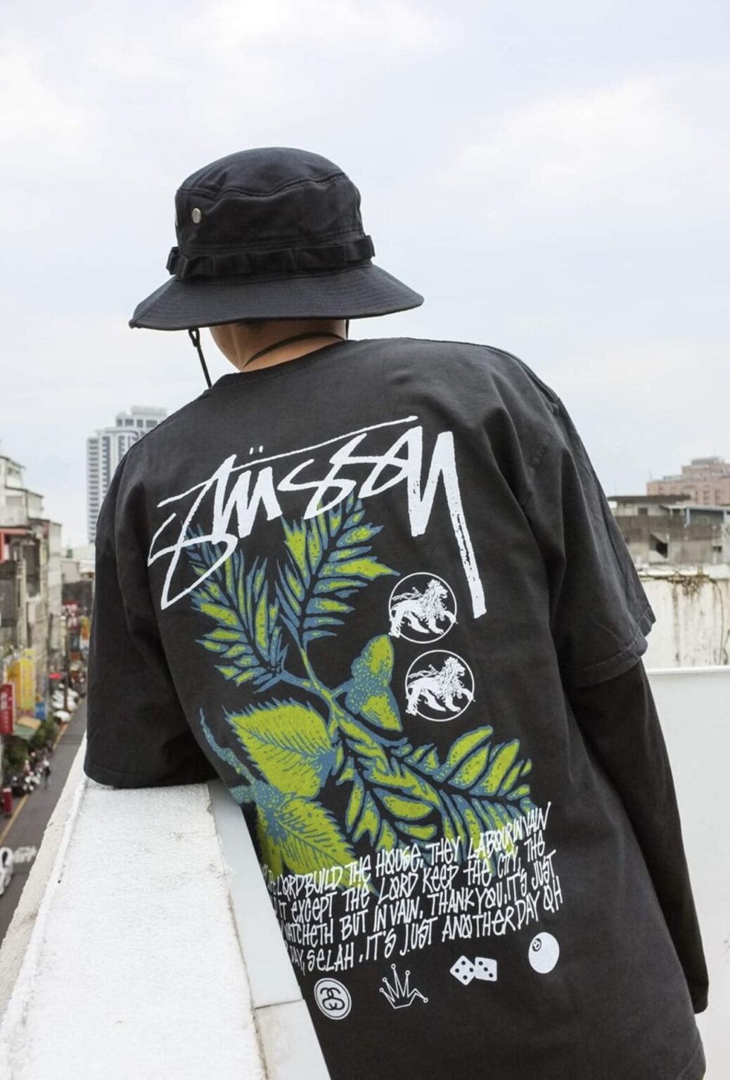 טישירט stussy לו ולך