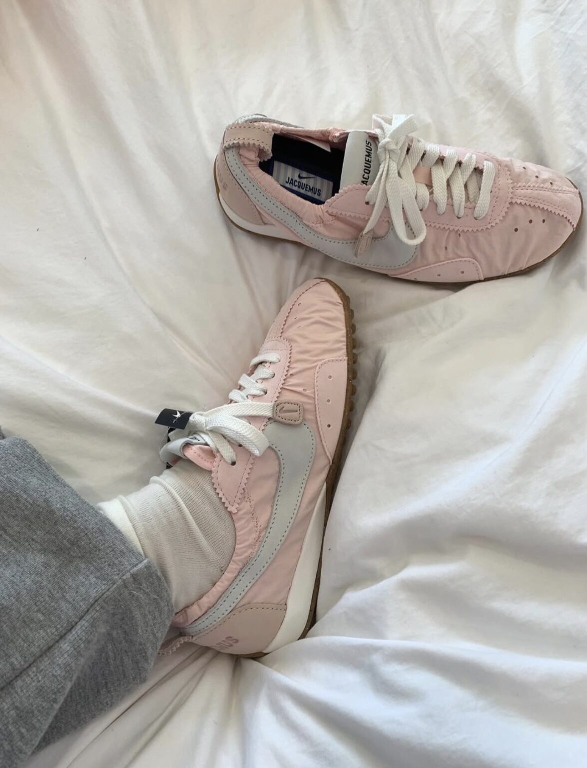 נייק Jacquemus moon